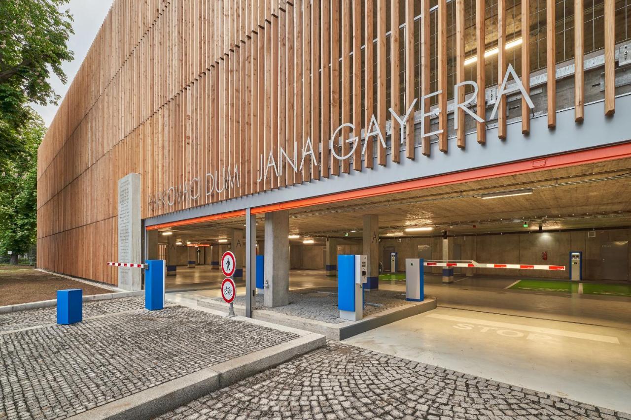 Studio Voluntario Hradec Kralove Exterior photo